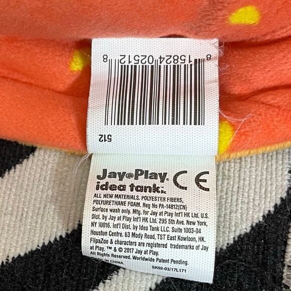 Flipazoo Orange Pop Penguin / Strawberry Seal Two In One Stuffed Toy - Picture 12 of 12